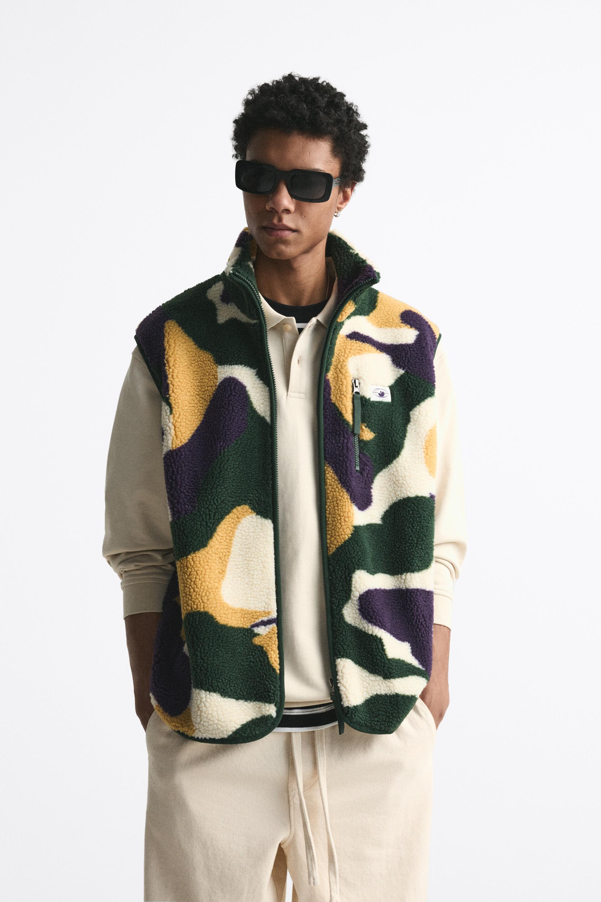 

Жилет мужской ZARA 04387402 разноцветный S/M (доставка из-за рубежа), 04387402