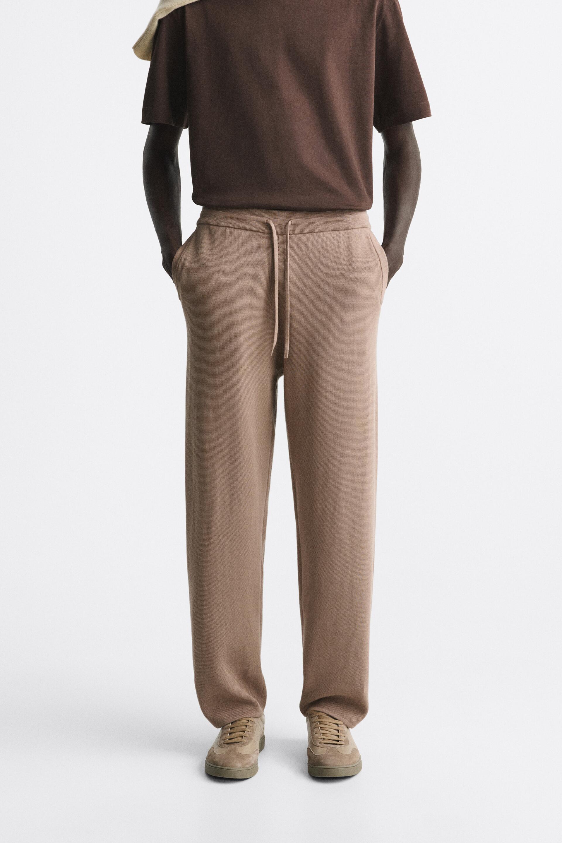 

Брюки мужские ZARA 04216401 бежевые L (доставка из-за рубежа), Бежевый, 04216401