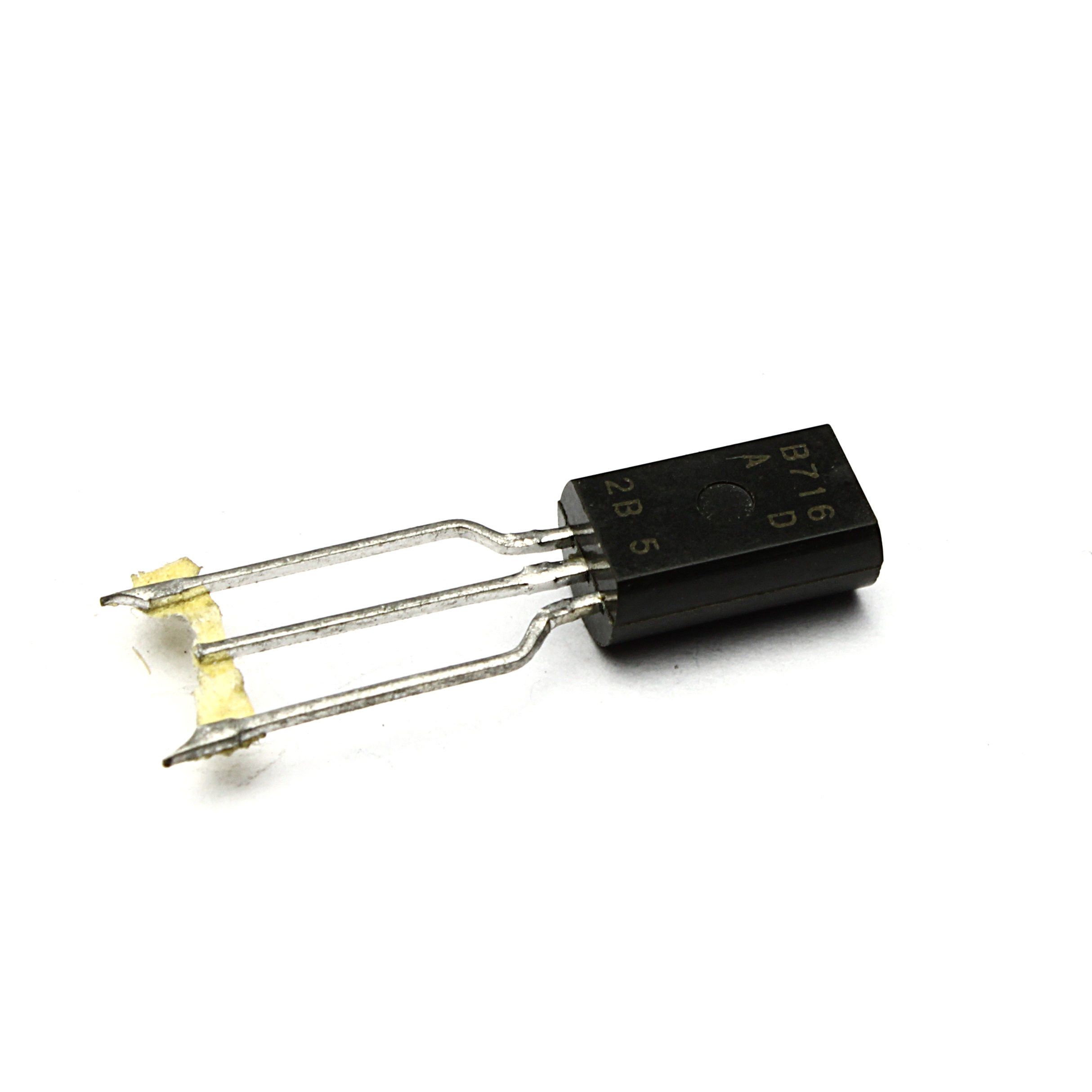

Транзистор 2SB716