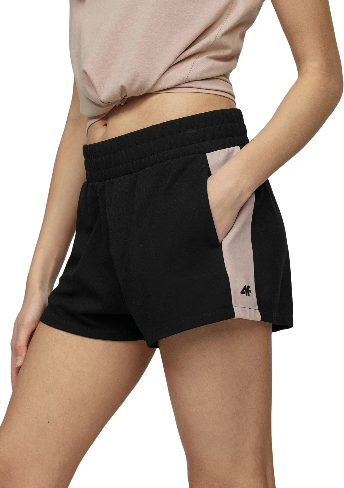 Спортивные шорты женские 4F WOMEN'S SHORTS черные S