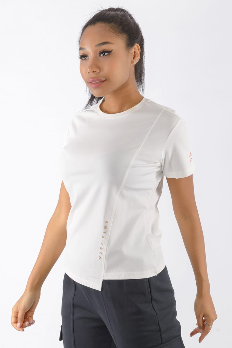 

Футболка женская Anta 862137105 AEH A-CHILL TOUCH белая XS, Белый, 862137105 AEH A-CHILL TOUCH