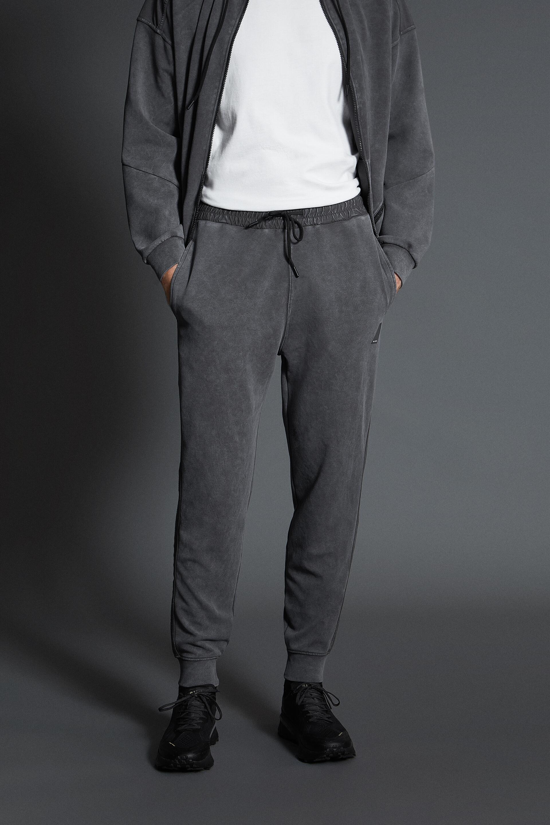 

Брюки мужские ZARA 02888524 серые M (доставка из-за рубежа), 02888524