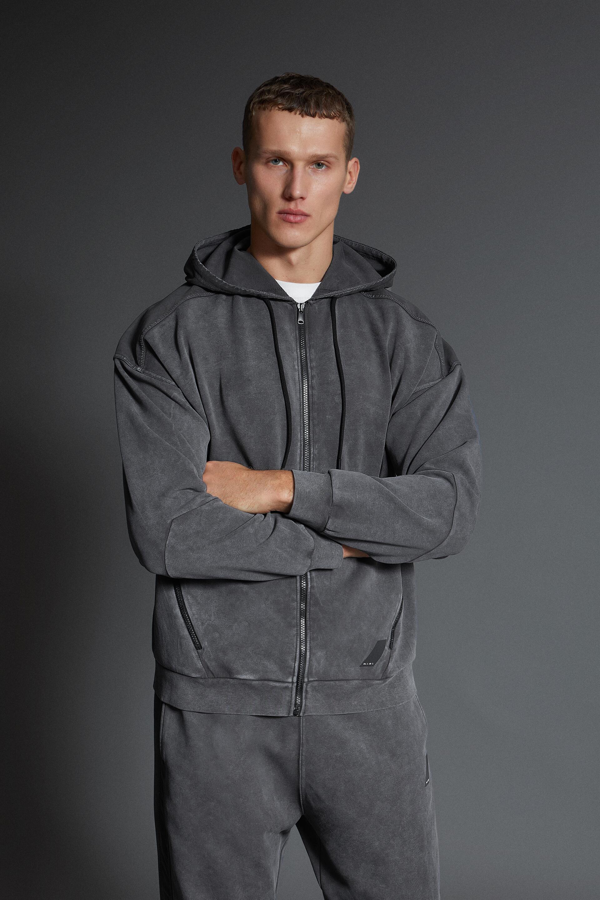 

Толстовка мужская ZARA 02888523 серая L (доставка из-за рубежа), 02888523