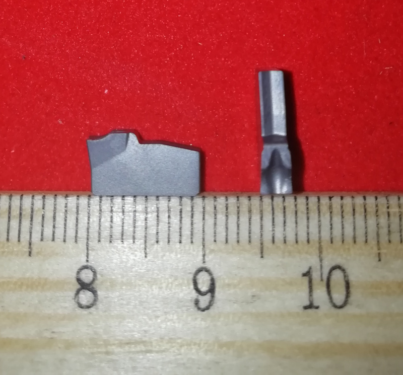 Пластина отрезная N151.2-250-5E материал обработки-нержавеющая сталь