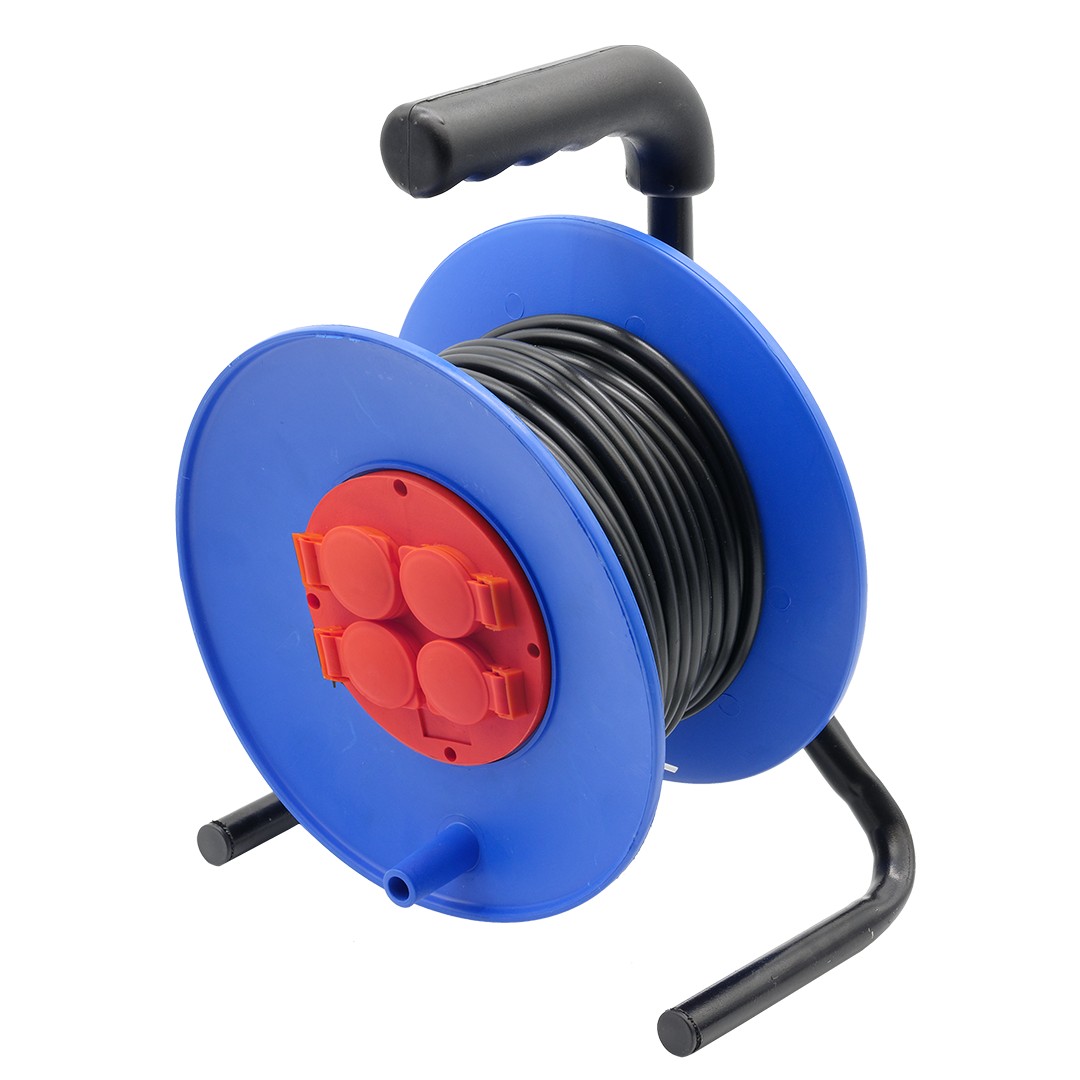 

Удлинитель силовой на катушке GLANZEN 4 гн. ПВС 3х2,5 IP44 арт. EC-30-011, EC-30-011