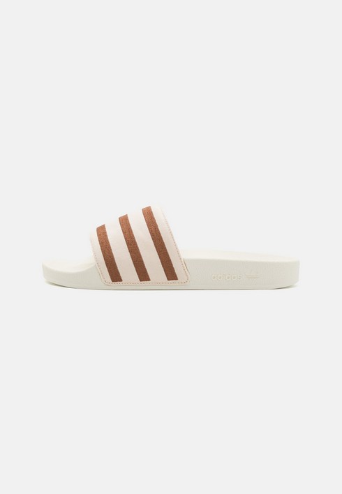 Сланцы женские Adidas Originals Adilette Unisex белые 35 EU (доставка из-за рубежа)