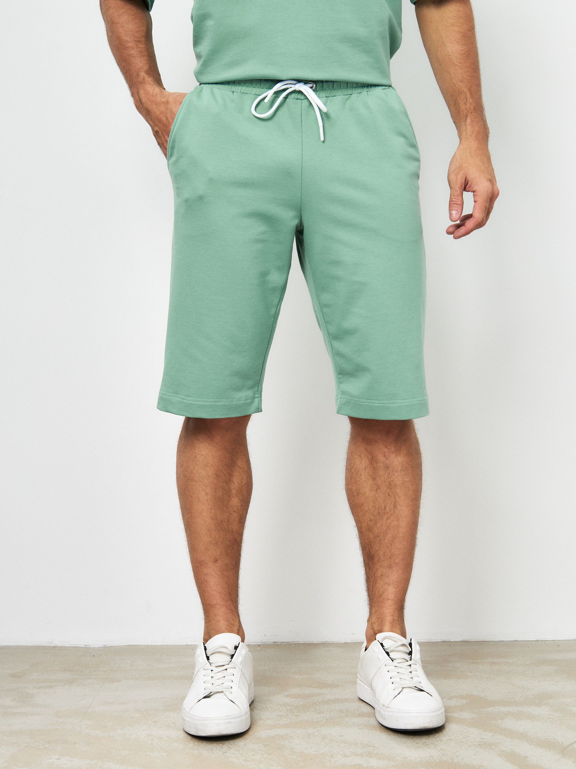 Повседневные шорты мужские MOM №1 MOM-88-3180 зеленые XL