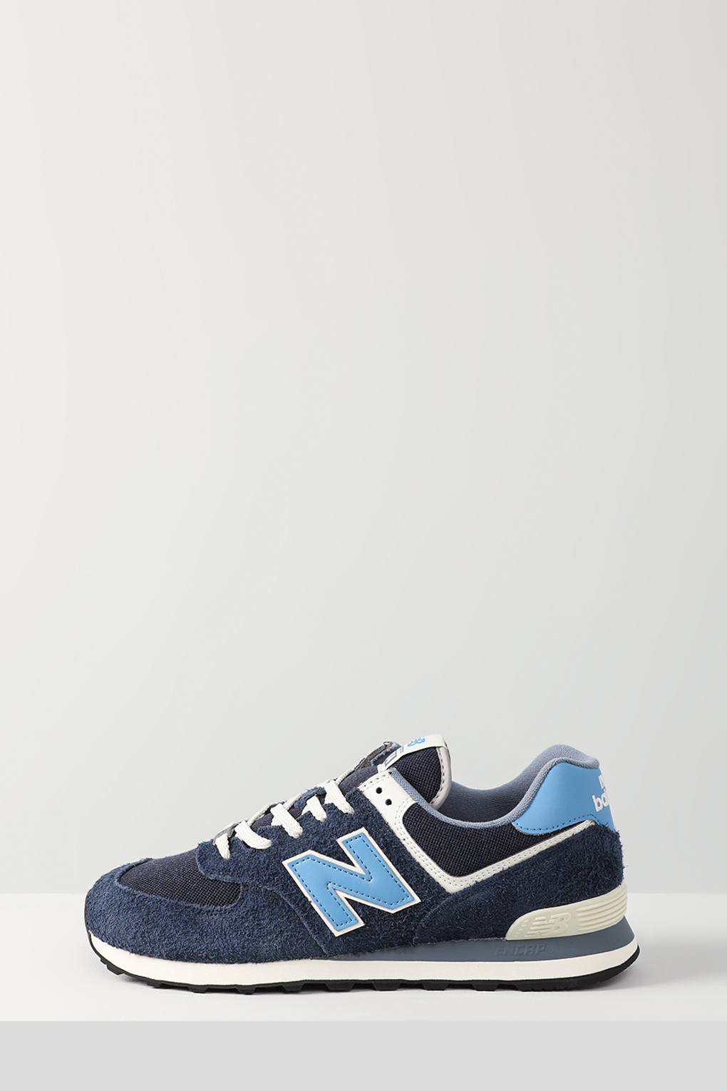 

Кроссовки мужские New Balance U574EZ2 синие 40 RU, Синий, U574EZ2