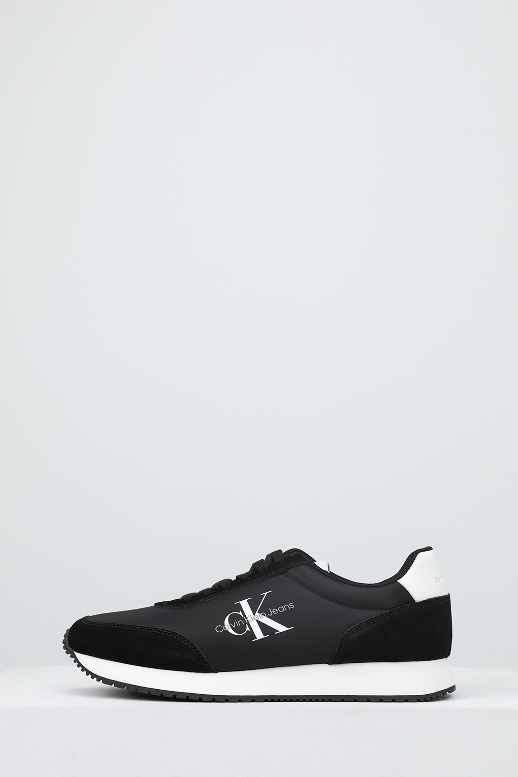

Кроссовки мужские Calvin Klein YM0YM00746 черные 45 RU, Черный, YM0YM00746