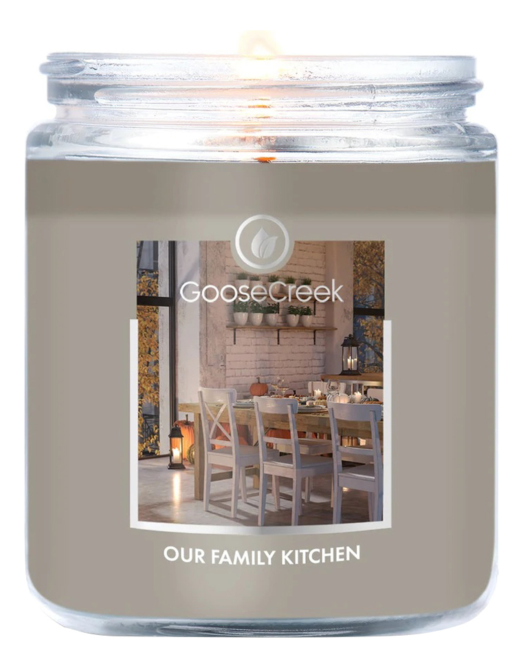 

Ароматическая свеча Goose Creek Our Family Kitchen Наша семейная кухня 198г, 408390