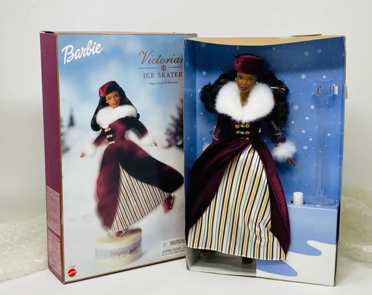 

Кукла Barbie коллекционная BARBIE Victorian Ice Skater 2000