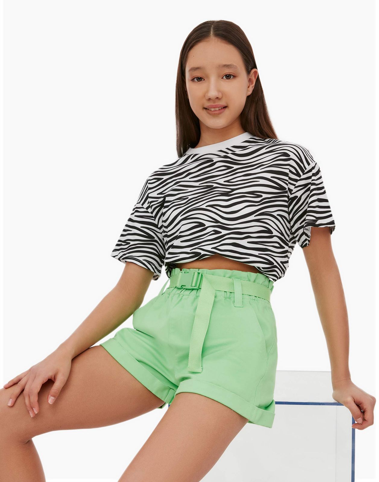 

Шорты для девочки Gloria Jeans GSH011636 зеленый 6-8л/122-128, GSH011636