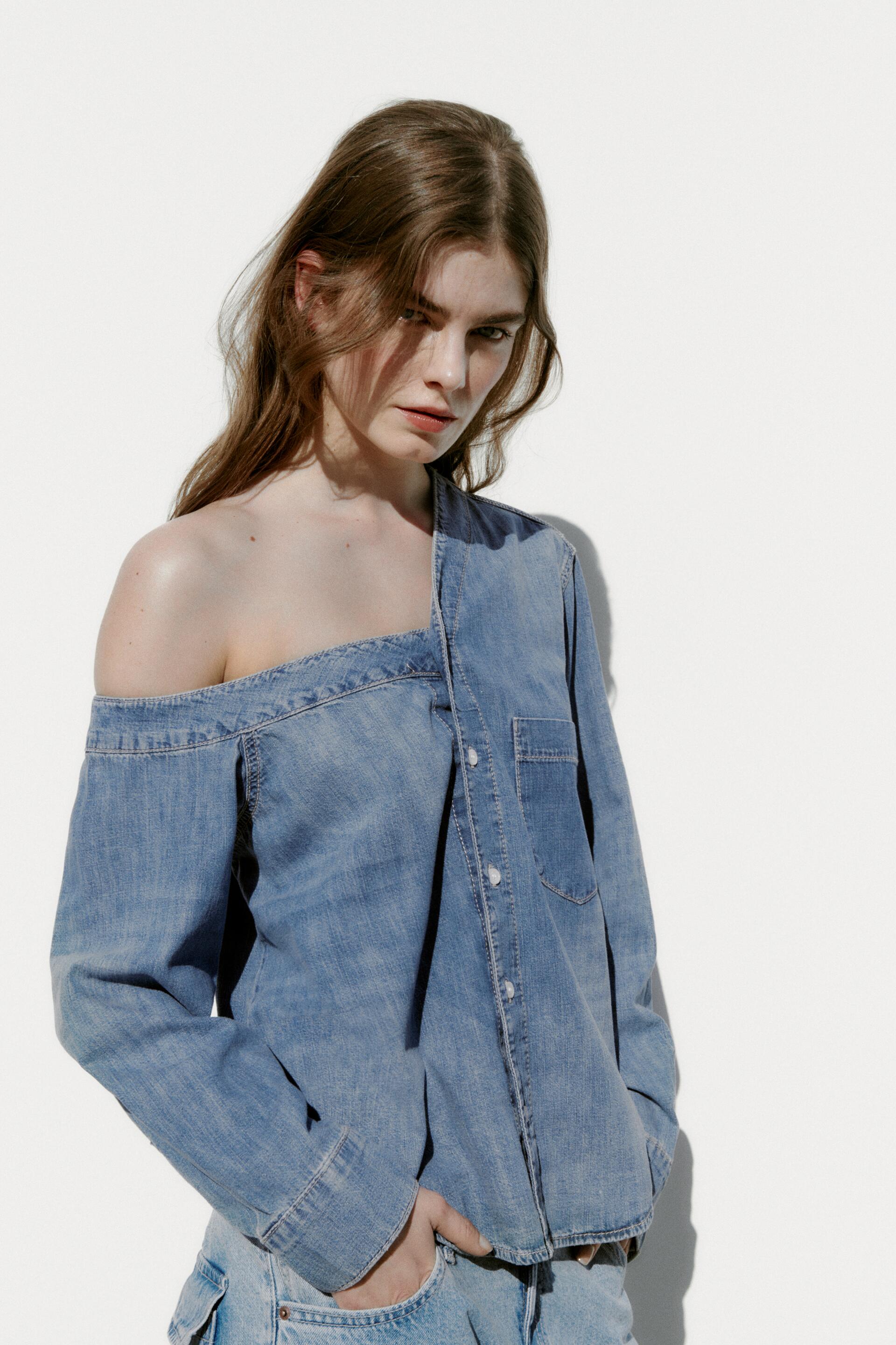 

Рубашка женская ZARA 09213021 синяя XS (доставка из-за рубежа), Синий, 09213021