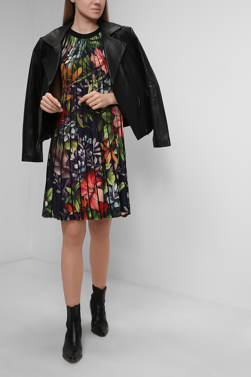 

Платье женское Desigual 21SWVF06 синее S, 21SWVF06