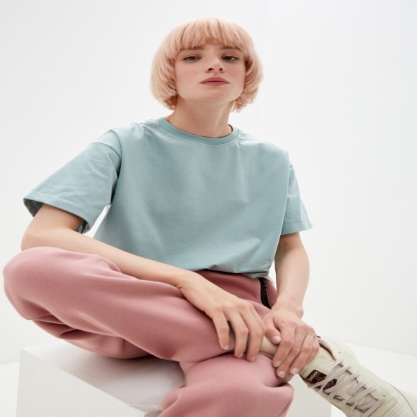 

Футболка женская LA URBA PERSON оверсайз серебристая 40-42 RU, оверсайз