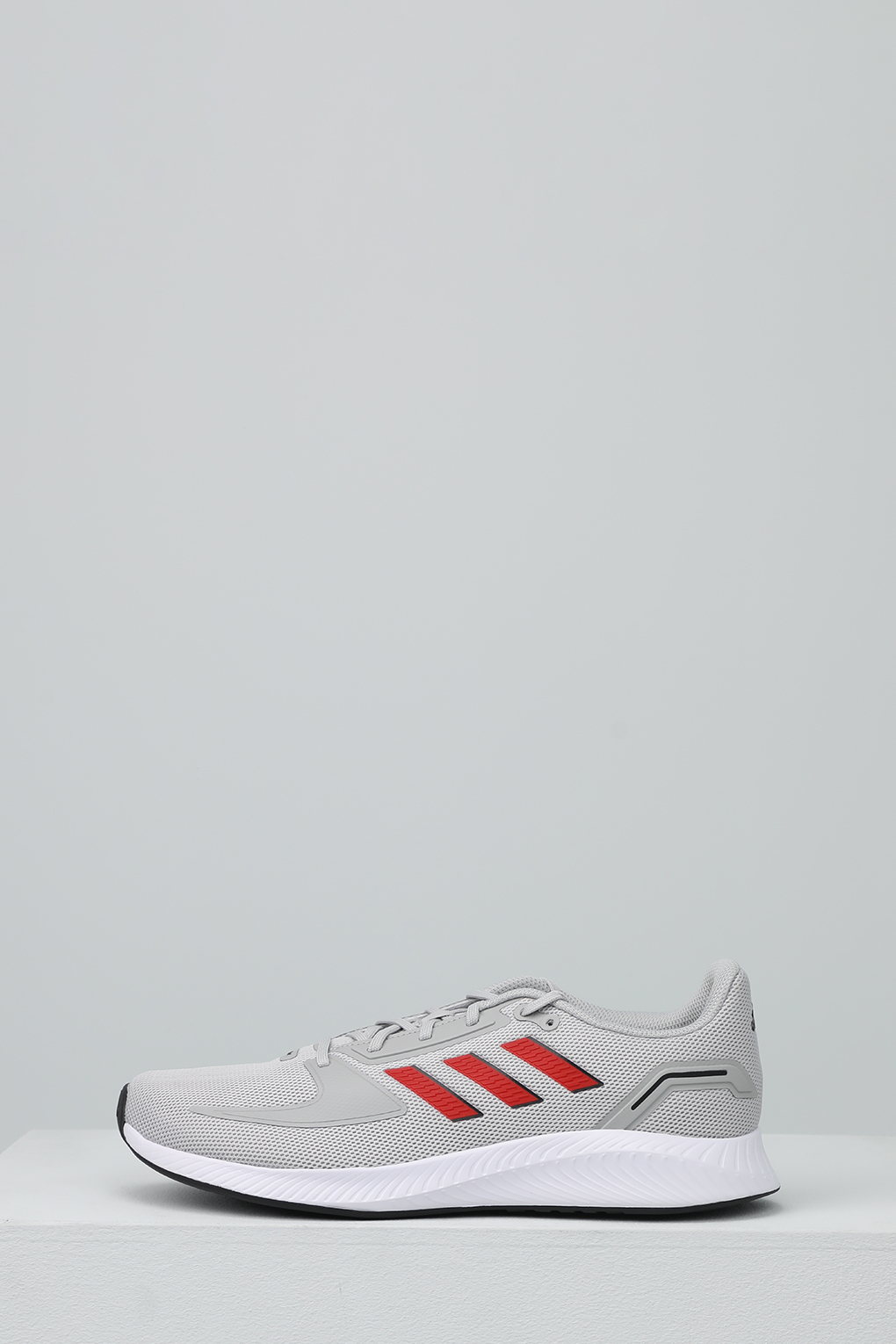 

Кроссовки мужские Adidas GV9553 серые 41 RU, Серый, GV9553