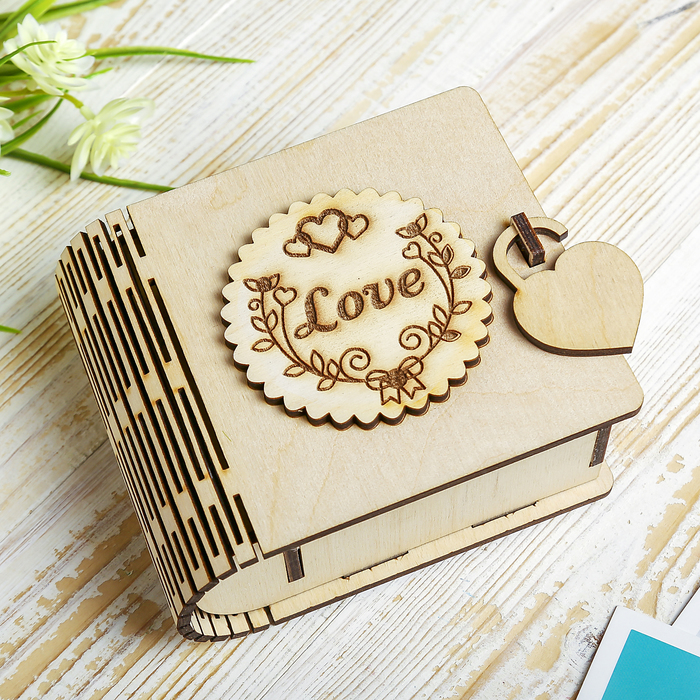 

Шкатулка дерево Love12х14х6,5 см Sima-Land 3986678, Бежевый