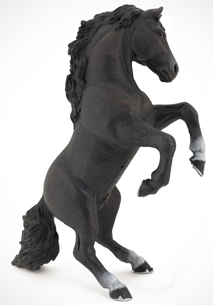 фото Фигурка papo черная лошадь на дыбах