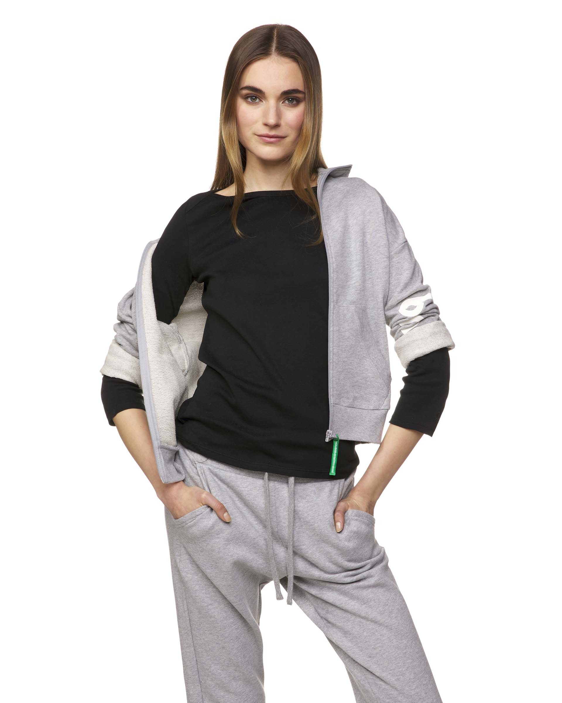 фото Лонгслив женский united colors of benetton 3ga2e16a1_100 черный xs