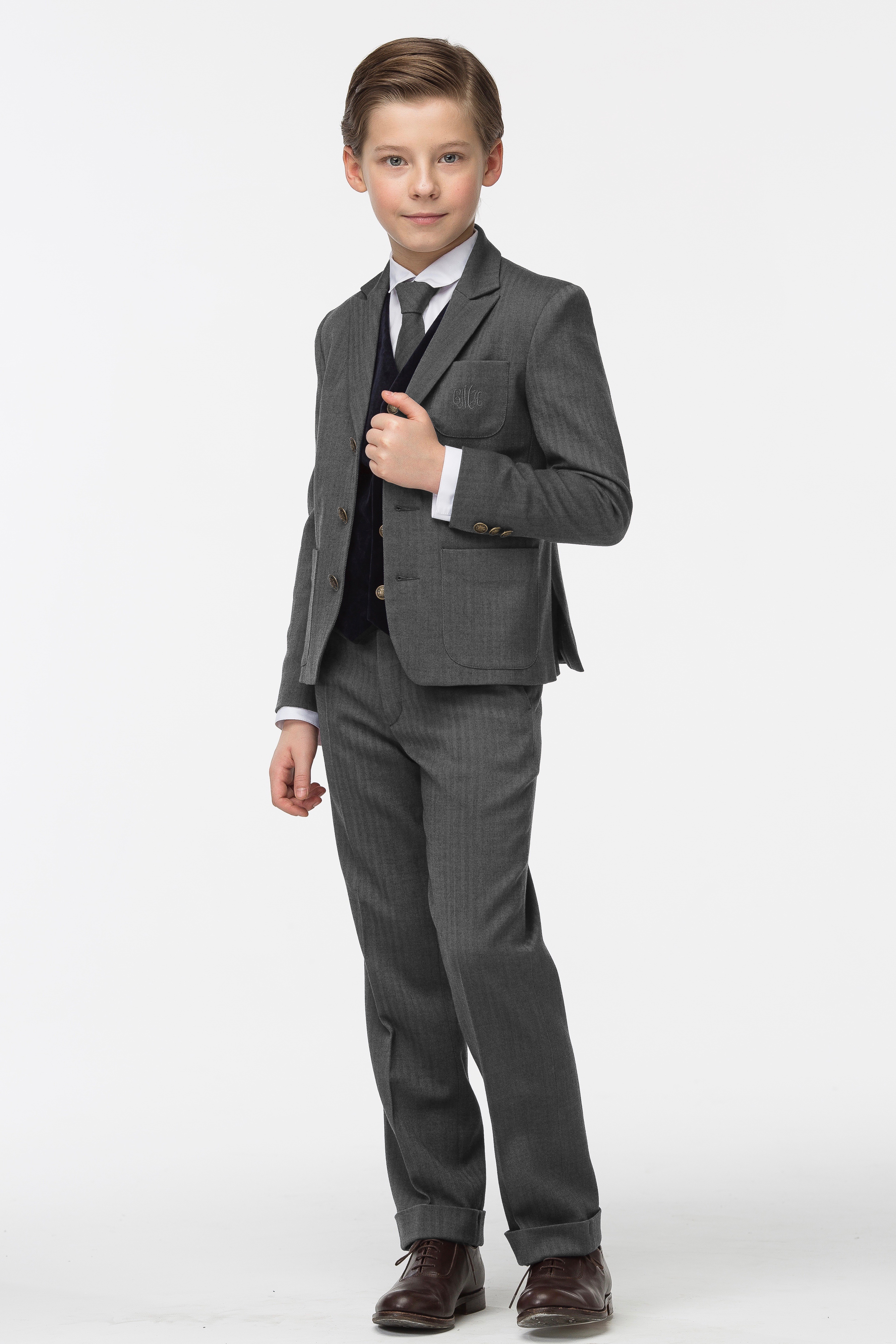 Костюм школьника. Школьная форма ван клиф. Школьный костюм для полного мальчика. Детский школьный костюм для мальчика на полного ребёнка. Костюм школьника.