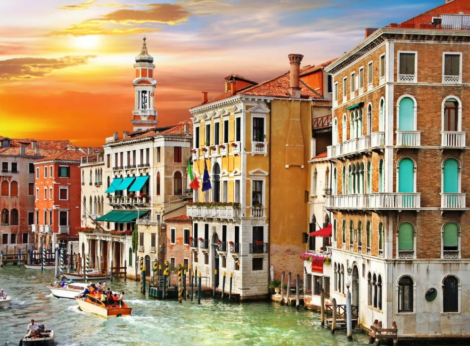 

Алмазная мозаика "Кусочек Венеции", 30х40 см (с полным заполнением, без подрамника)