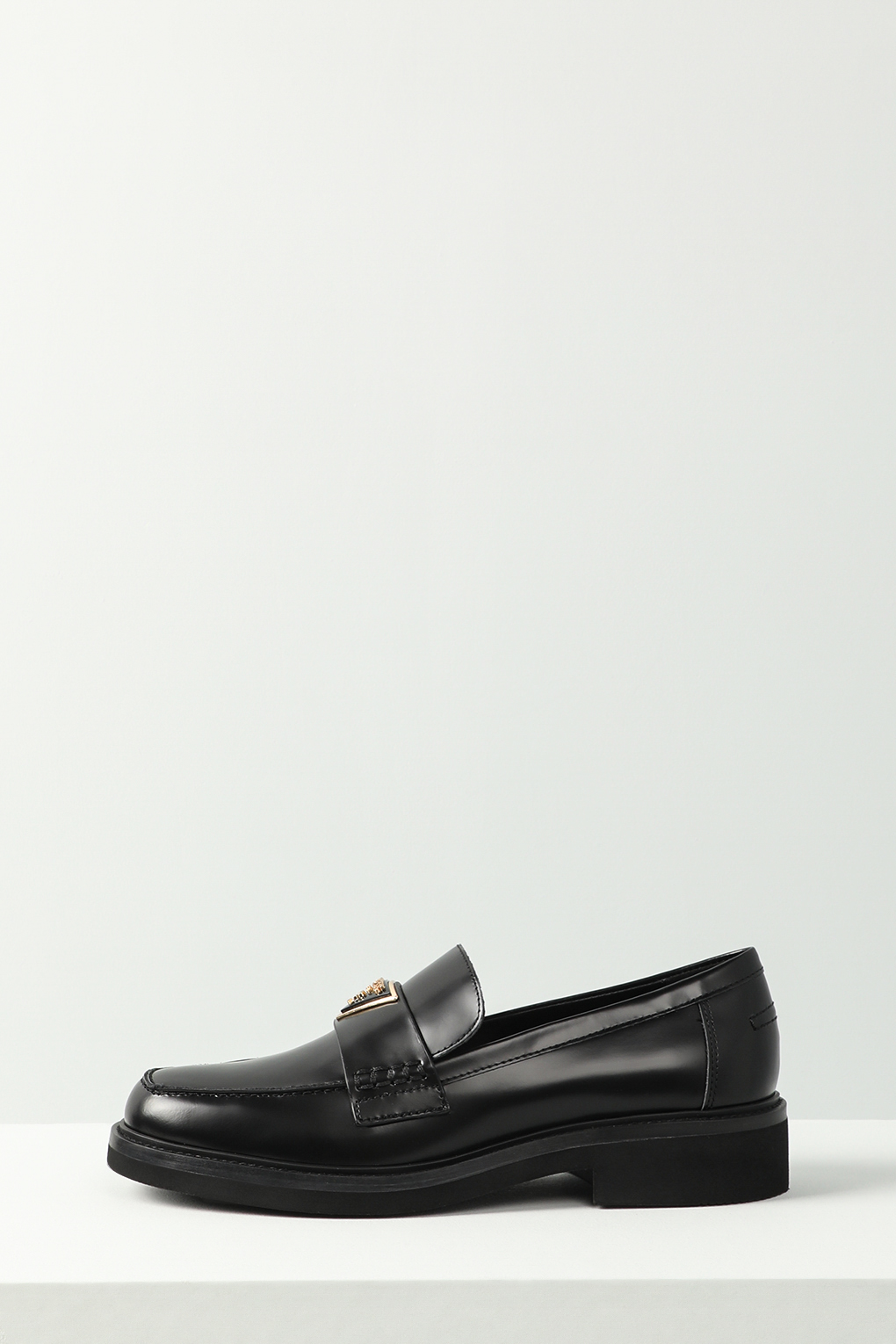 

Лоферы женские Guess FLPSHA LEA14 черные 38 RU, Черный, FLPSHA LEA14
