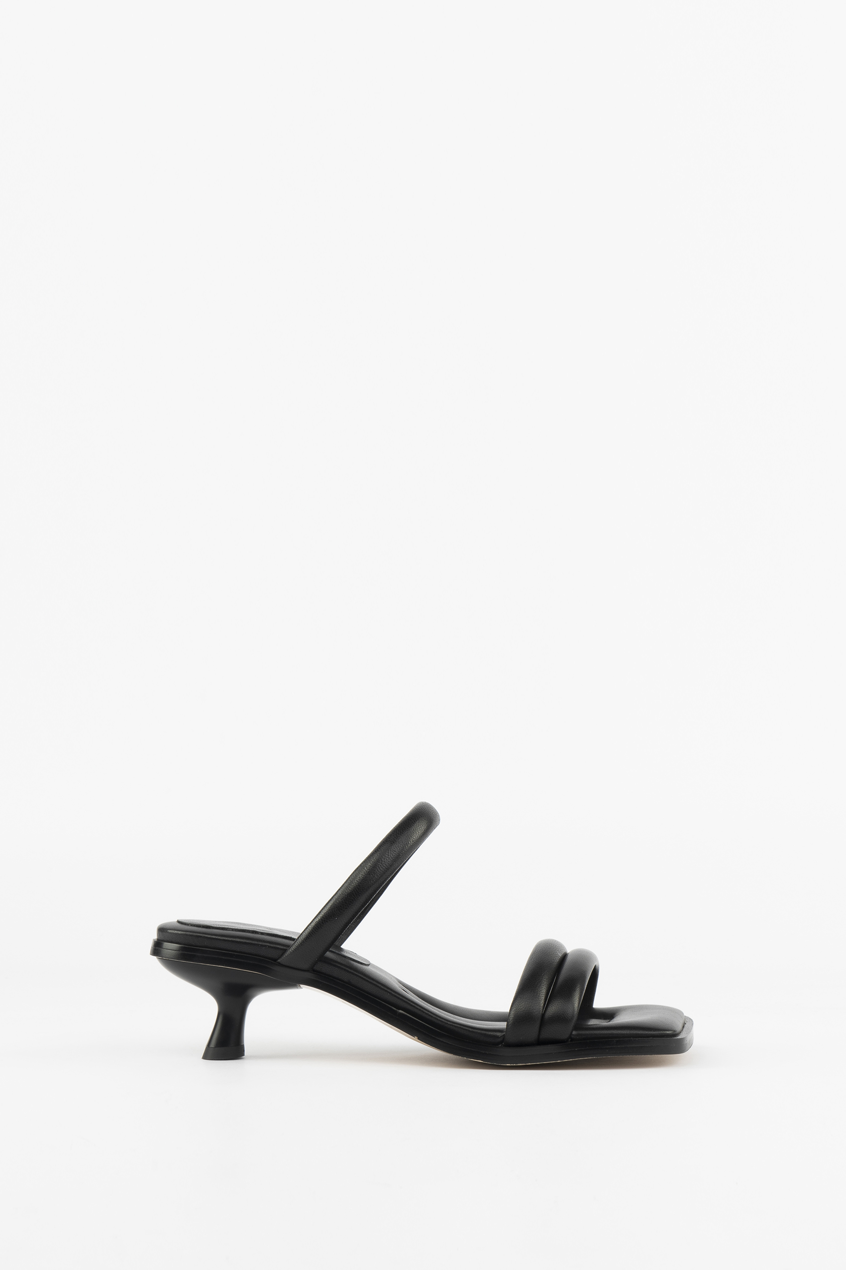 

Шлепанцы женские CORSOCOMO CC12548-WL черные 36 RU, CC12548-WL