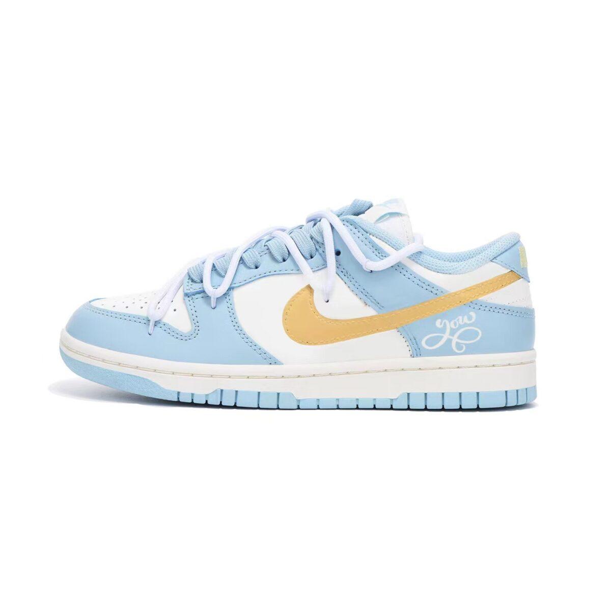 

Кеды унисекс Nike Dunk Low vibe белые 35.5 EU, Белый, Dunk Low vibe