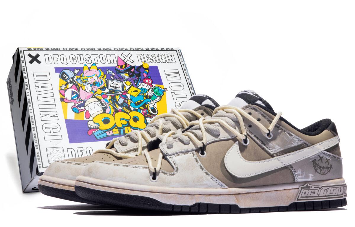 

Кеды унисекс Nike Dunk Low JOKER серые 42.5 EU, Серый, Dunk Low JOKER