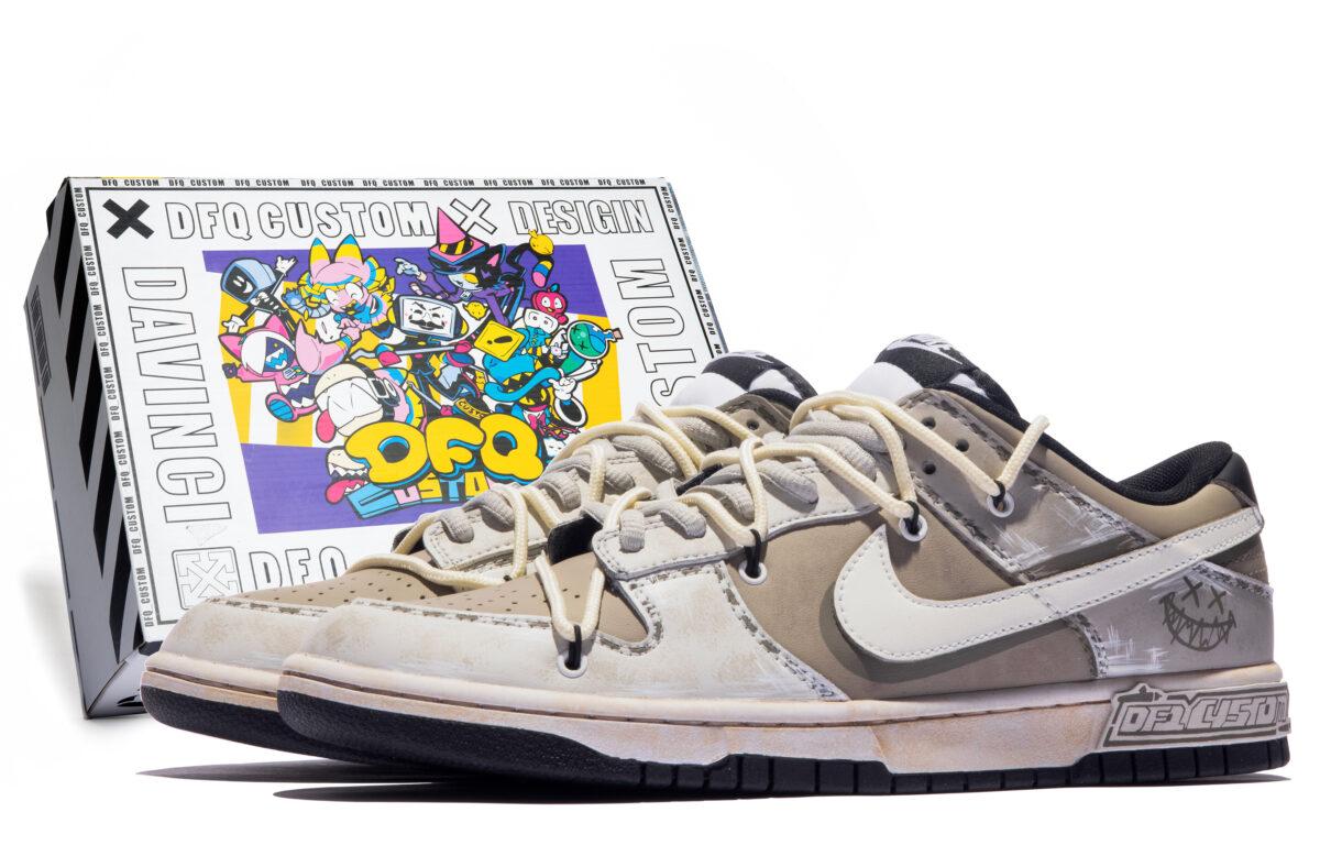 

Кеды унисекс Nike Dunk Low JOKER серые 40.5 EU, Серый, Dunk Low JOKER