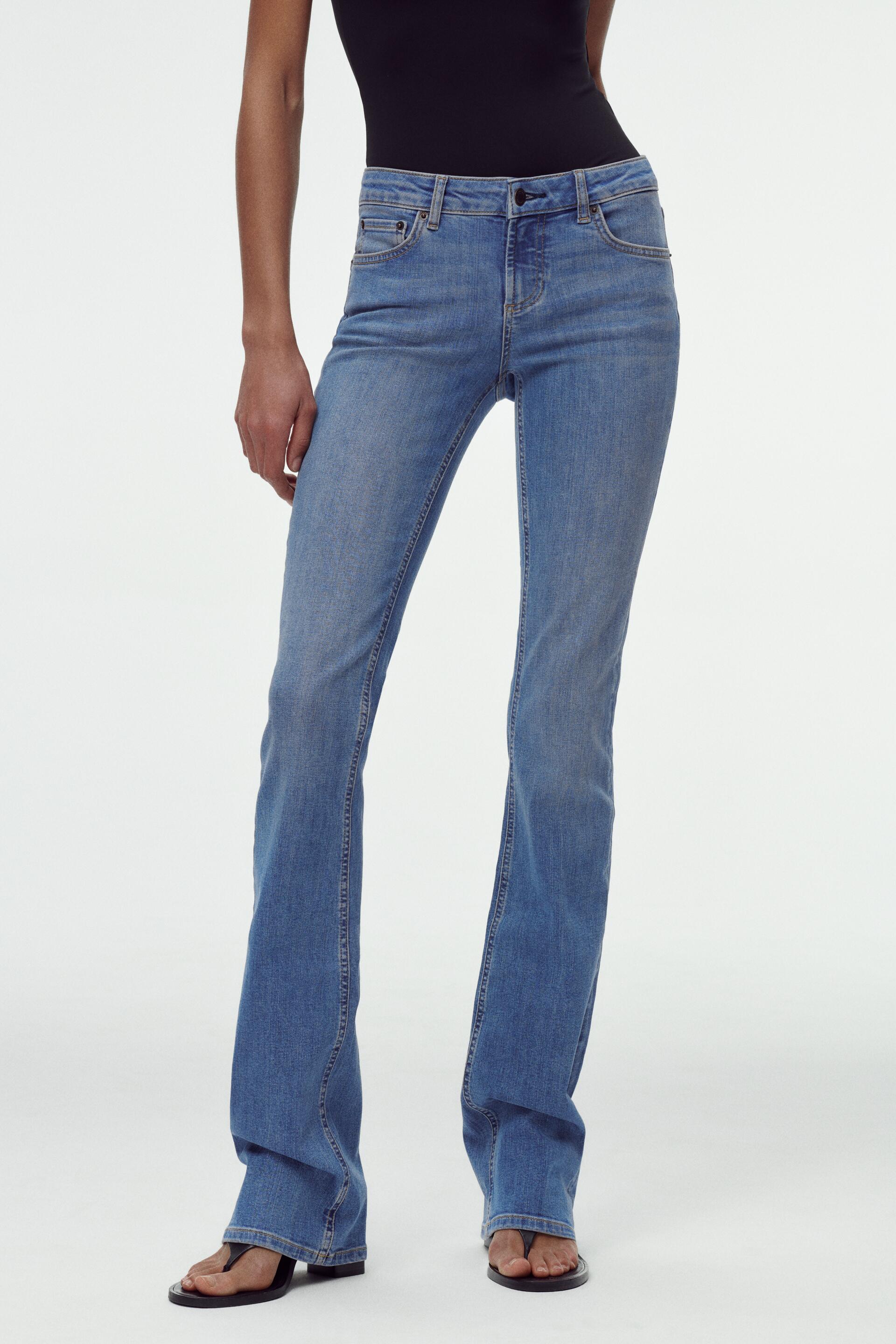 

Джинсы женские ZARA 06840047 синие 38 EU (доставка из-за рубежа), Синий, 06840047