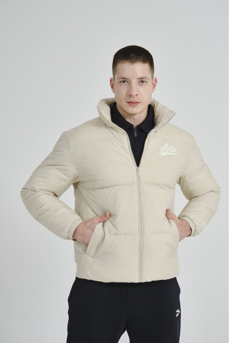 

Пуховик мужской Anta 852348911 Vintage sports A-RAIN RESISTANT бежевый 50 RU, 852348911 Vintage sports A-RAIN RESISTANT