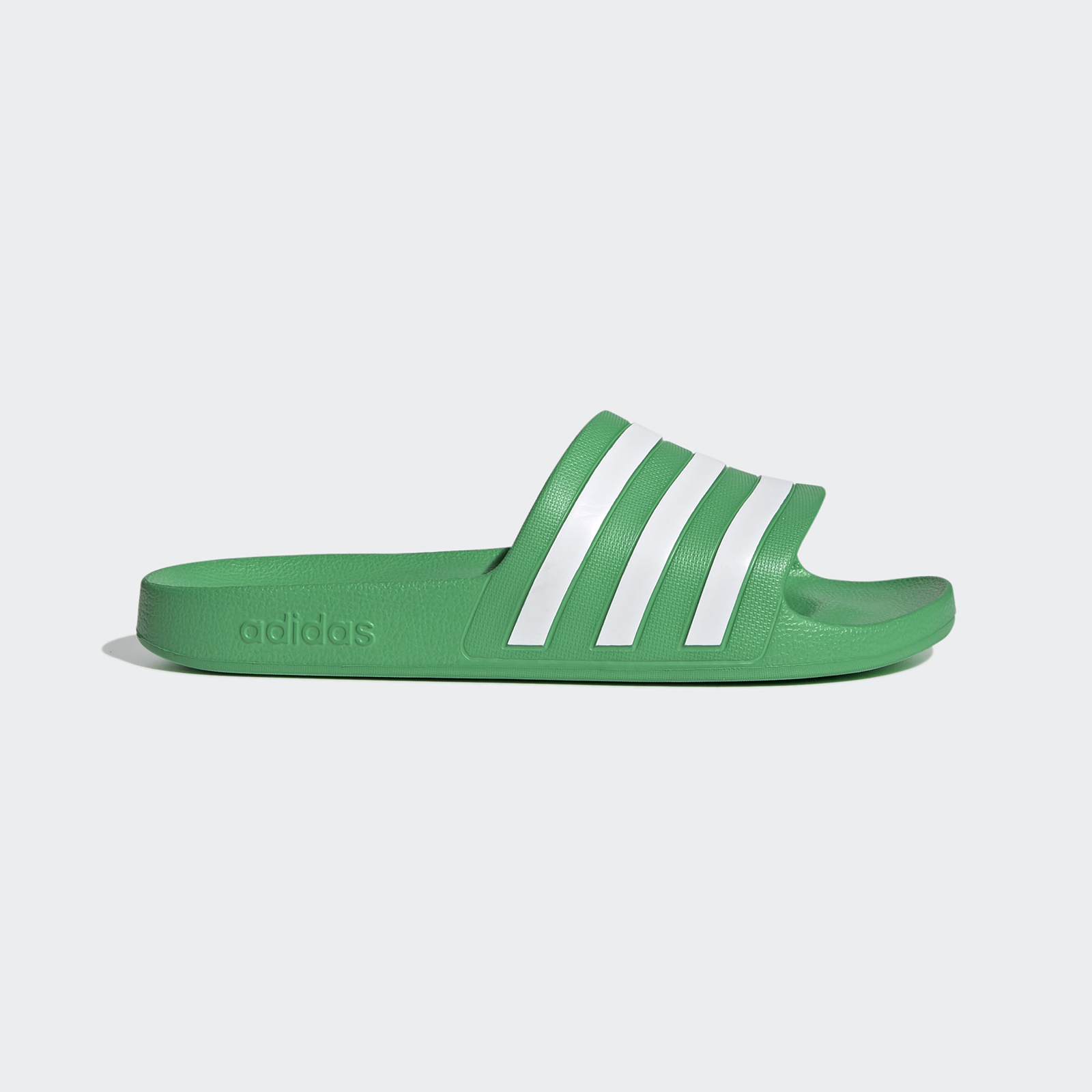 фото Сланцы мужские adidas adilette aqua зеленые 9 uk