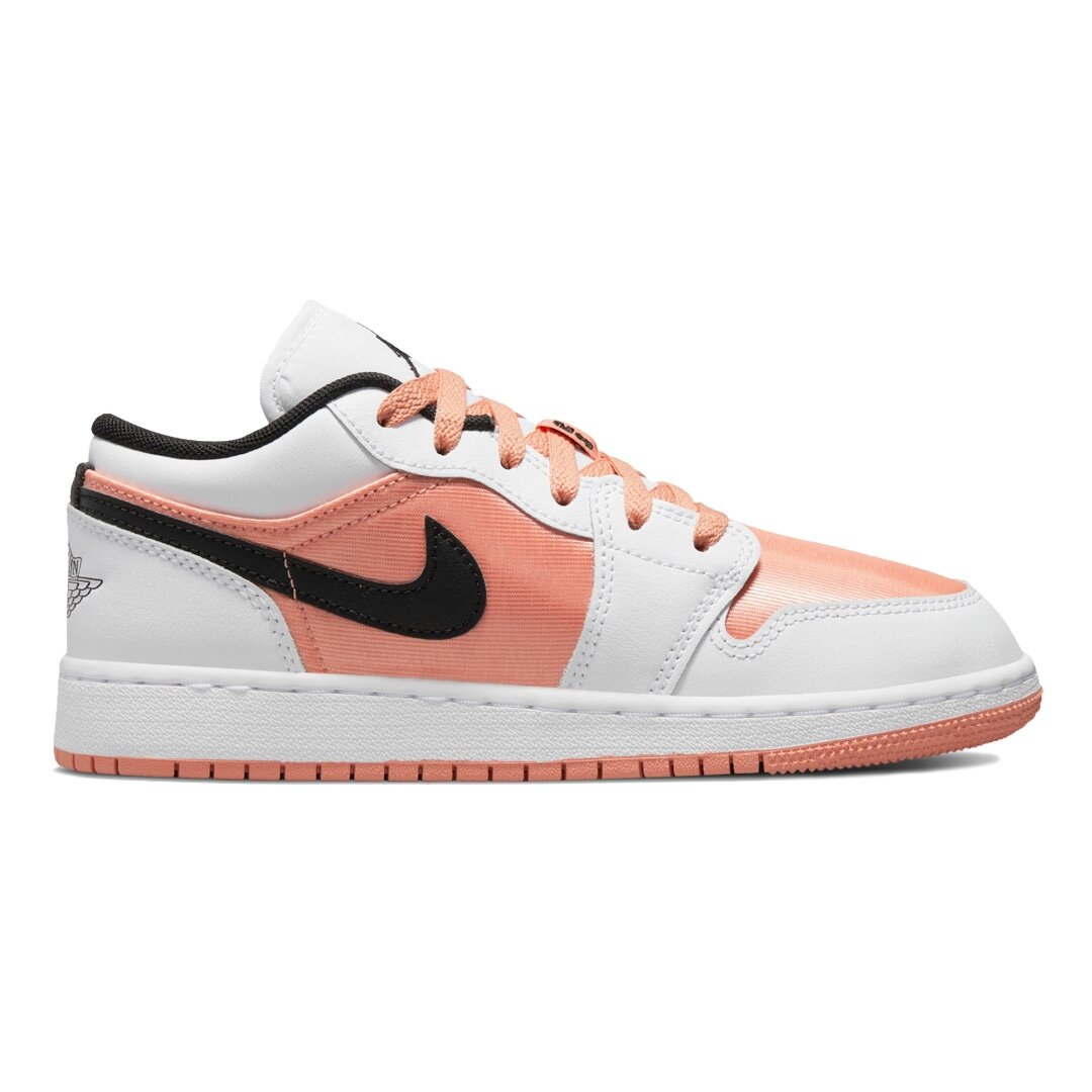 Кеды женские Nike Air Jordan 1 Low GS белые 38 EU