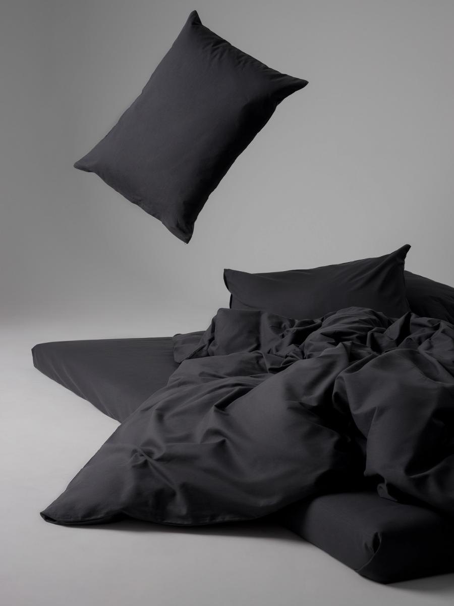 

Постельное Белье Urban Family "Графит" 812 Перкаль однот. семейное (50х70)