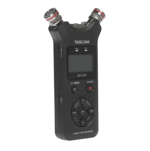 

Цифровой диктофон Tascam DR-07X черный, DR-07X