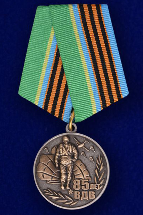 

Сувенирный знак Kamukamu ВДВ на колодке