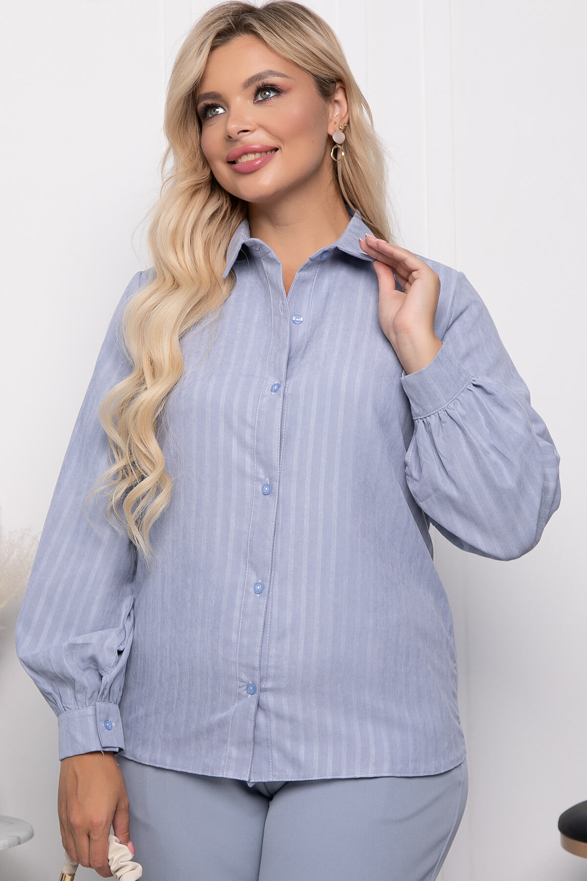 

Блуза женская LT Collection Арета голубая 50 RU, Голубой, Арета