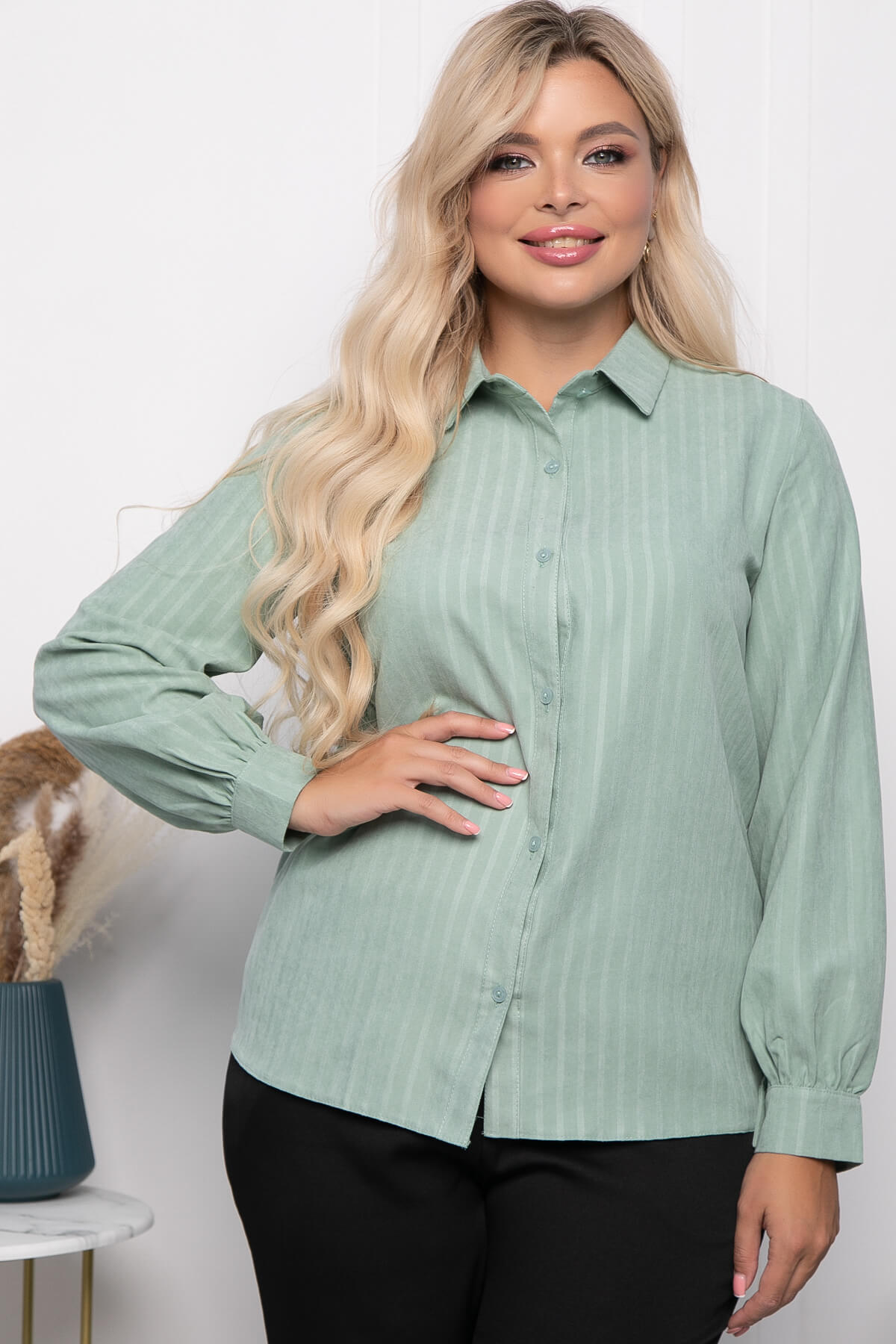 

Блуза женская LT Collection Арета зеленая 56 RU, Зеленый, Арета