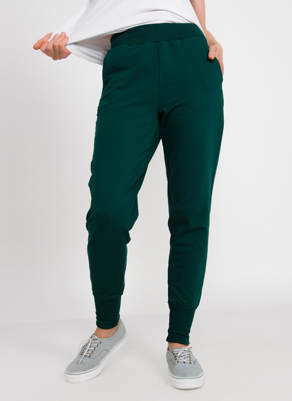 Спортивные брюки женские Каляев 63484 зеленые 48 RU