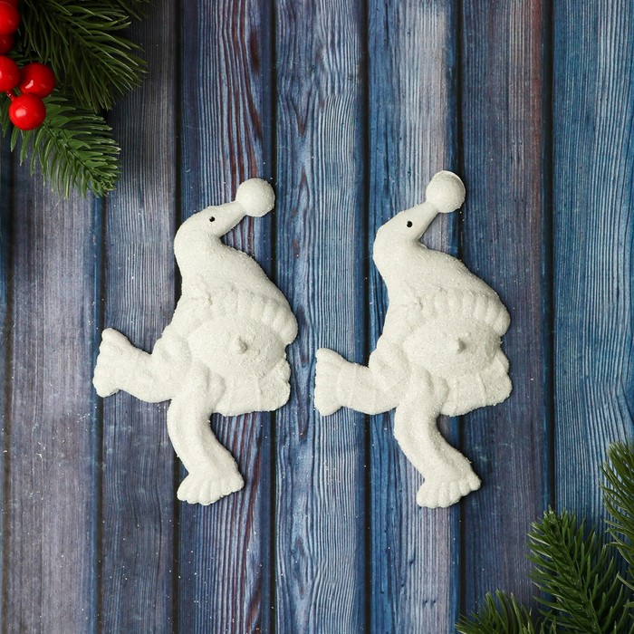 

Елочная игрушка Зимнее волшебство Гномик люкс 9693064 13 см 2 шт. белый, Гномик люкс