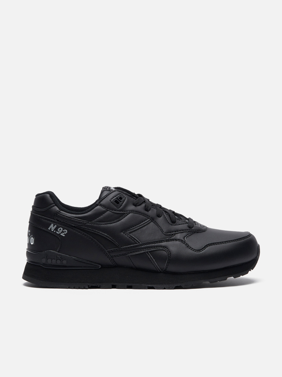 

Кроссовки мужские Diadora N.92 L черные 42 EU, N.92 L