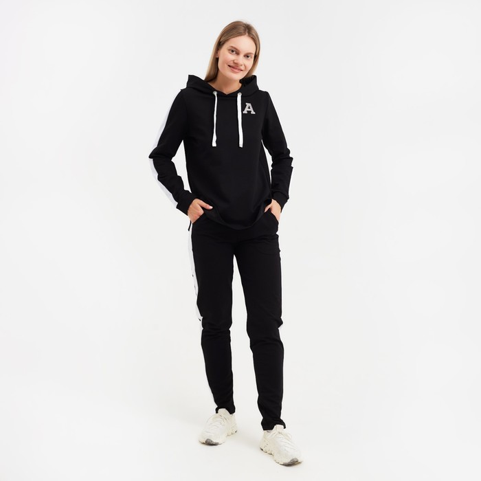 

Костюм женский Lovetex.store 9177325 черный 46 RU, 9177325