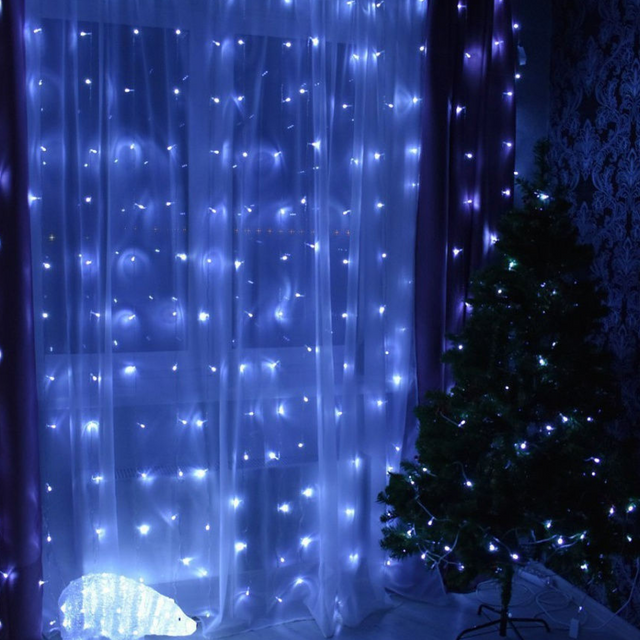 

Гирлянда-штора новогодняя Alat Home garland06 1,8х1,8 м белый