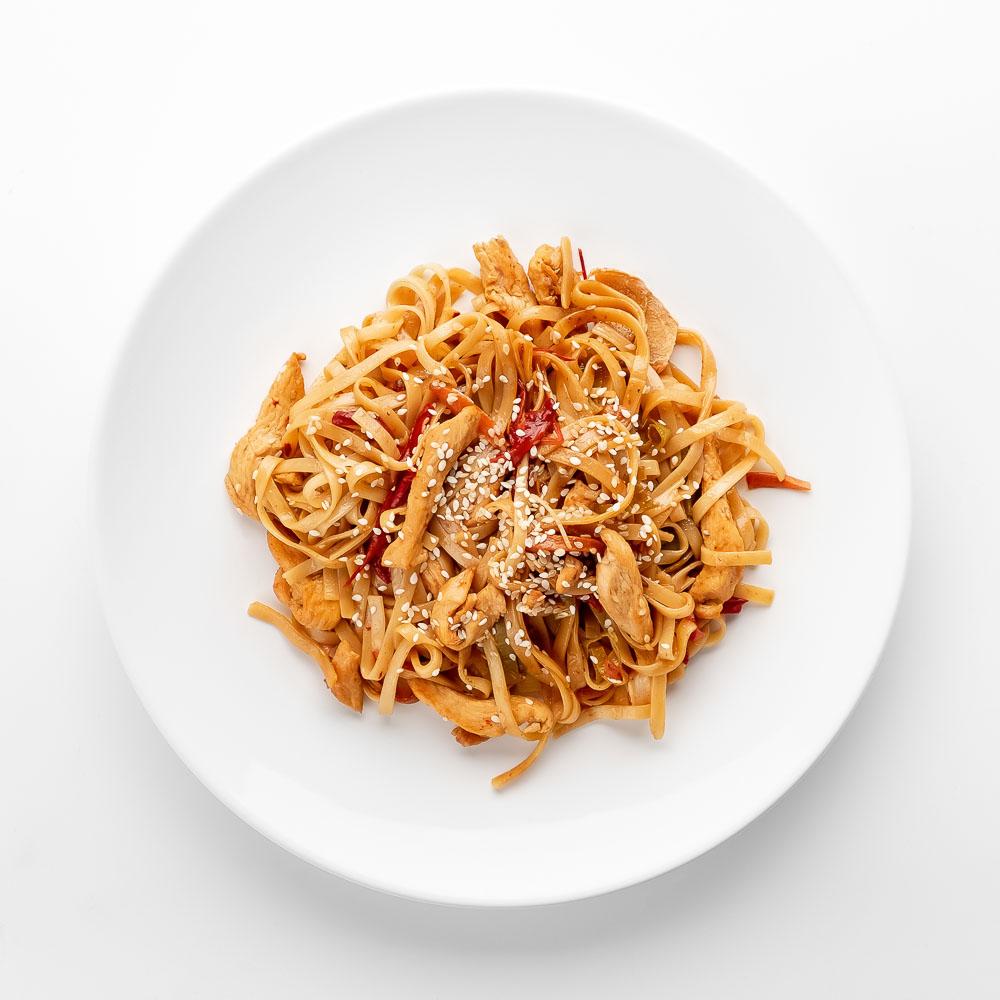 

Лапша Сити ланч Удон, с курицей и овощами, 250 г