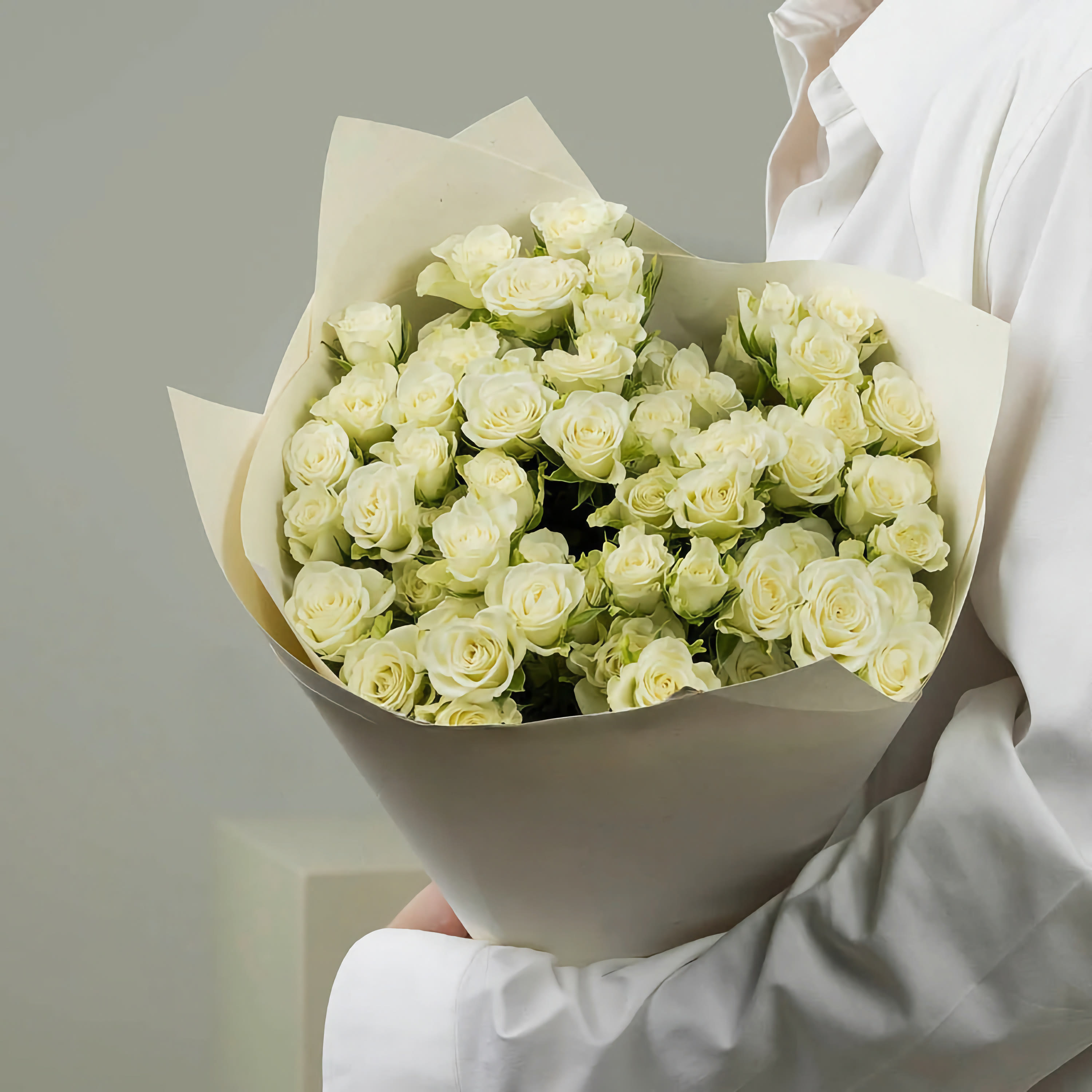 

Монобукет Bounce Flowers роза 40 см 29 шт. белый