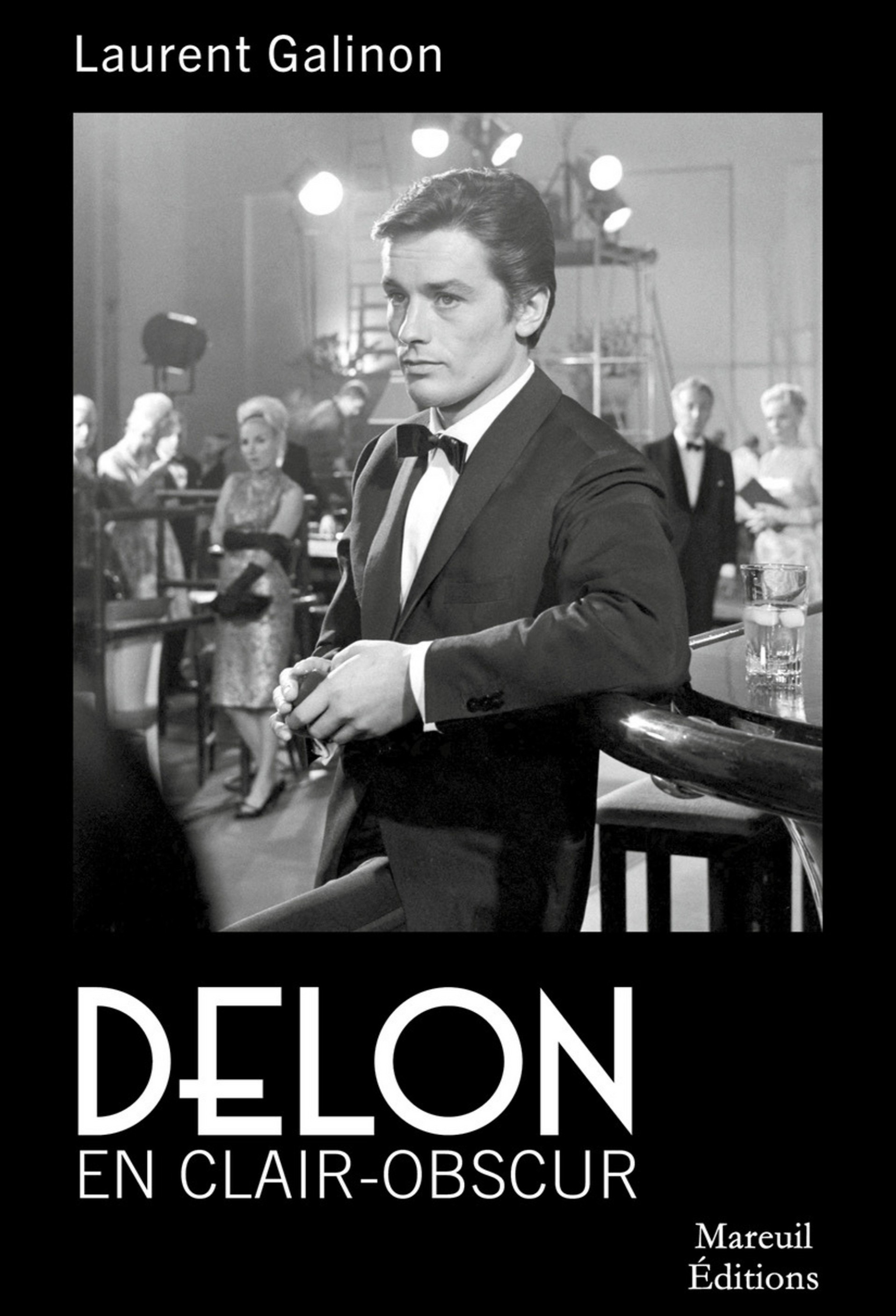

Delon en clair-obscur