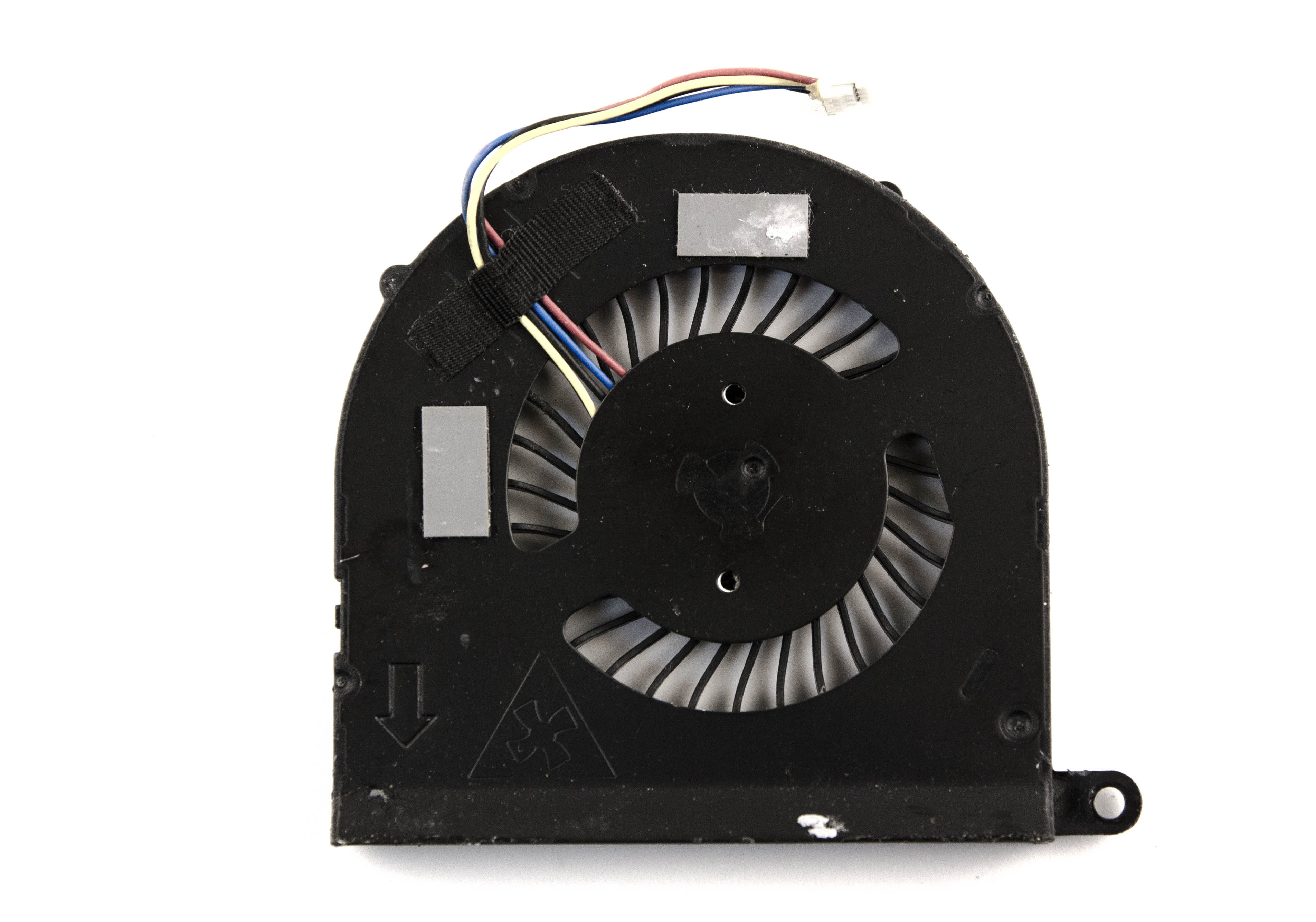 

Кулер для ноутбука Dell 5289 P51WH NFB65B05H