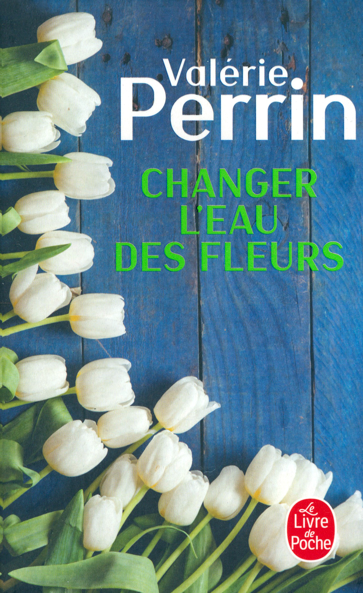 

Changer l'eau des fleurs