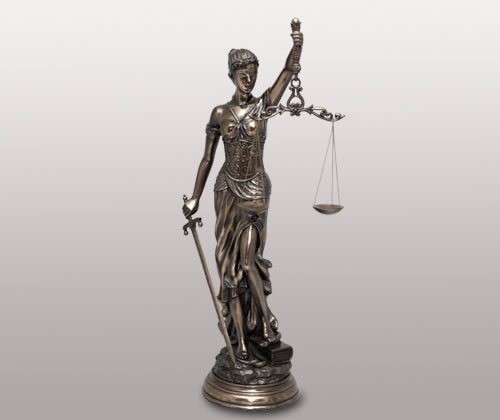 Статуэтка большая богиня правосудия 